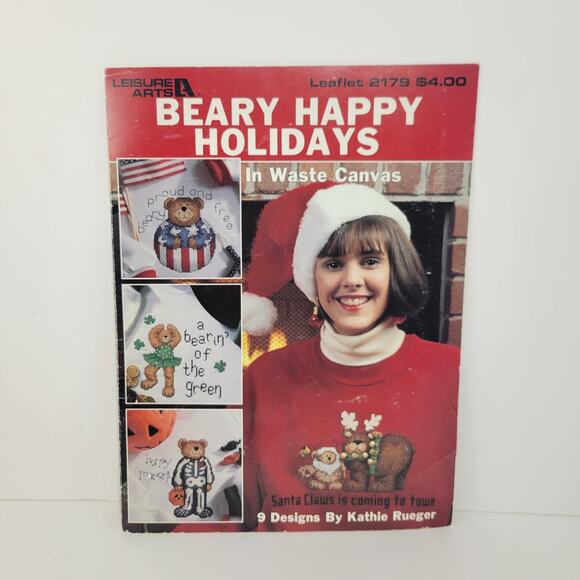 Leisure Arts Beary Happy Holidays Cross Stitch Leaflet #2179 - Picture 1 of 2